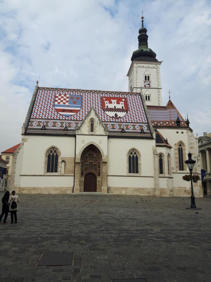 Abelija * Zagreb